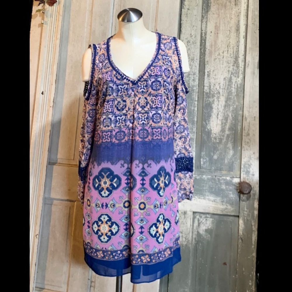 NEW DR2 Purple Floral Long Sleeve Cold Shoulder Dress size M
